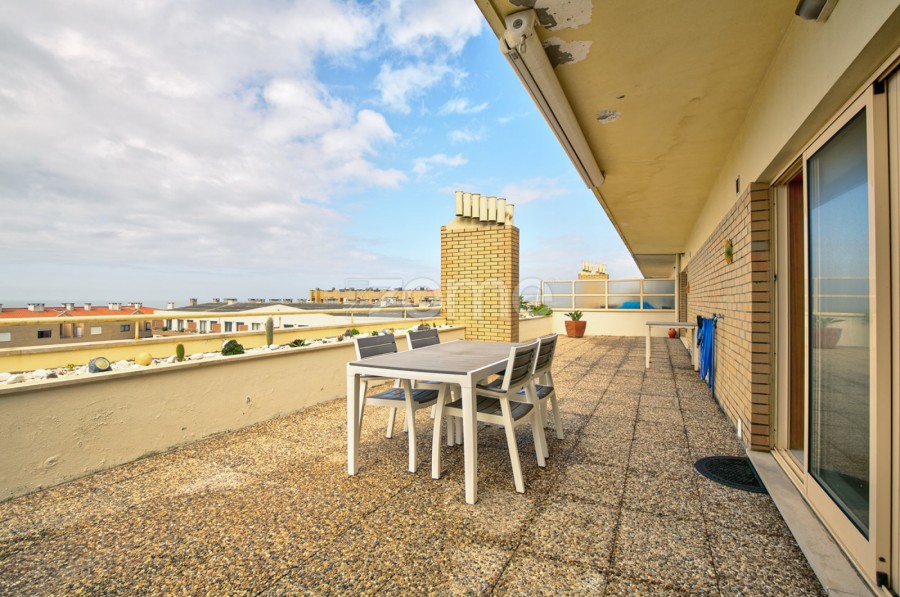 Apartamento T4 Vista Mar 50 M Da Praia Da Agudela Lavra Zmpt539330