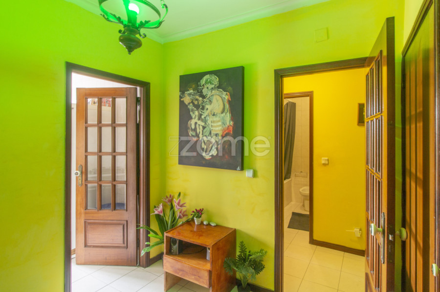 Zome Portugal Apartamento T2+1 em Real ZMPT9622482