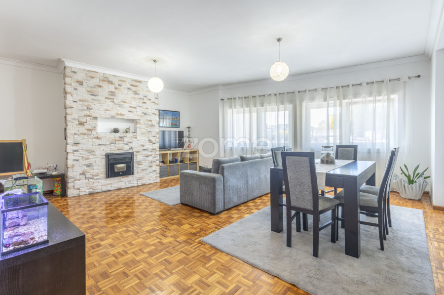 Sala apartamento T3 Trofa